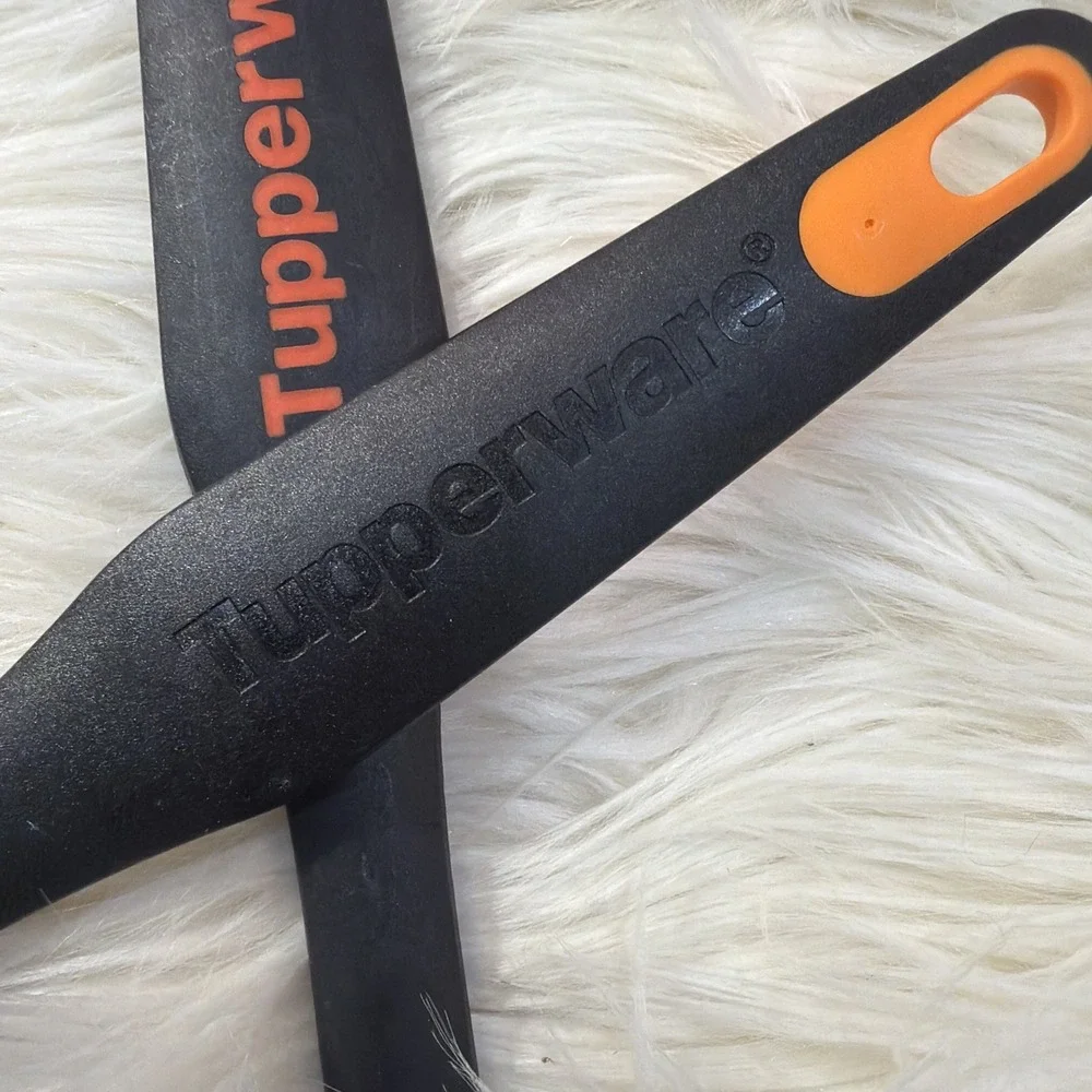 Tupperware Chef Series serving ladle And Scraper 8700-  647oa Black And Orange